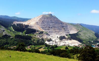 LA CANTERA DE SANTULLÁN SE BURLA DE SU PROPIO PLAN DE RESTAURACIÓN